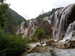 Wasserfall im Jiuzhaigou Nationalpark in China 2016.