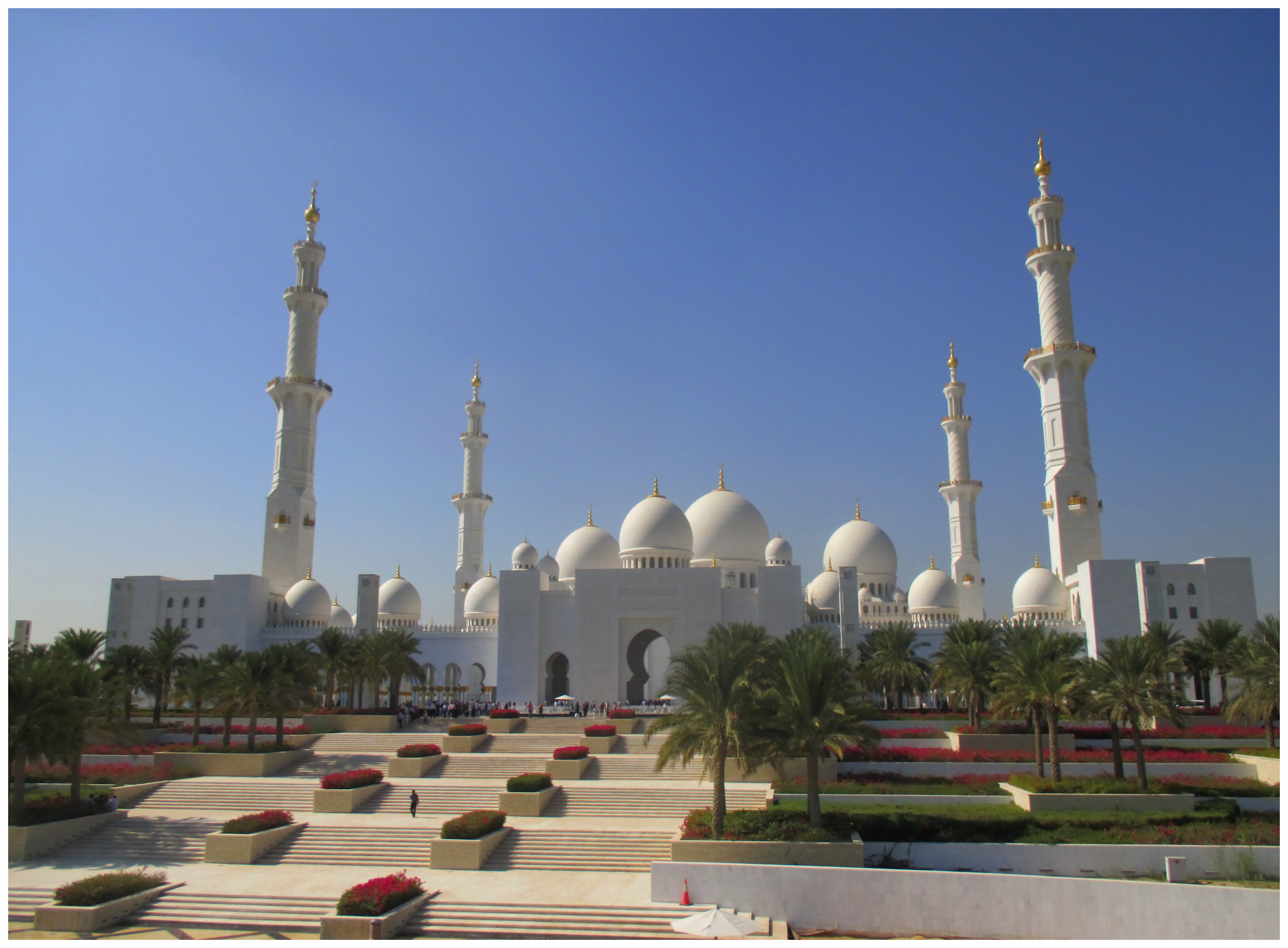 Die Moschee von Abu Dhabi in den VAE 2014.